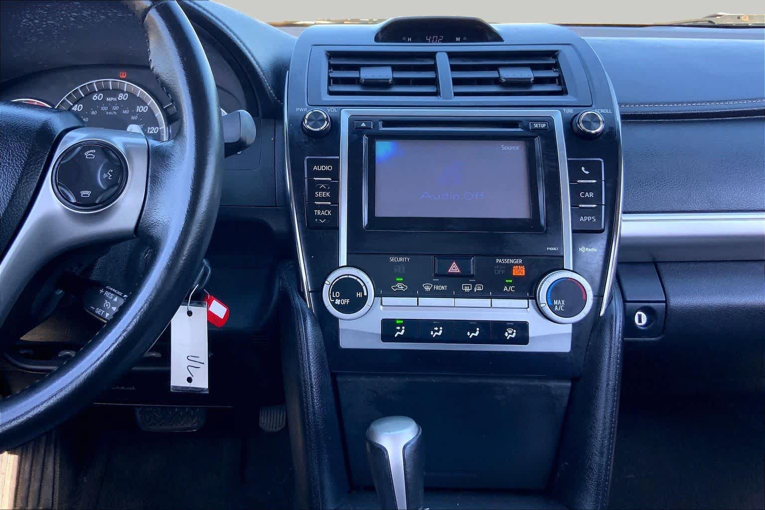 Used 2013 Toyota Camry SE FWD image 7