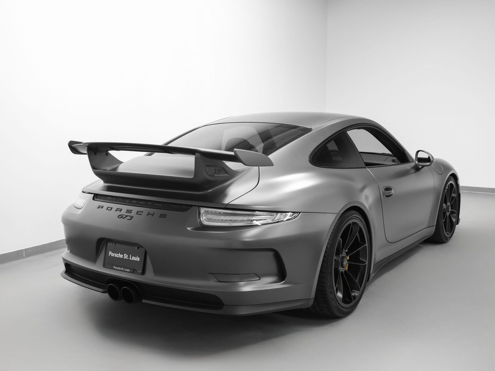 Certified 2015 Porsche 911 GT3 image 12