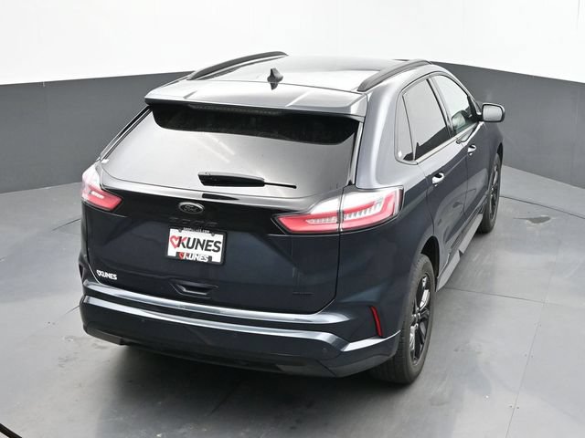Used 2023 Ford Edge SE w/ Black Appearance Package AWD/4WD image 12