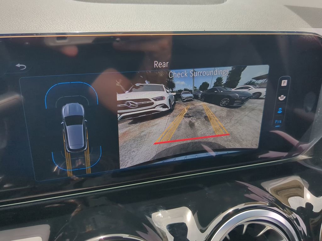 Certified 2025 Mercedes-Benz GLA 250 4MATIC image 7