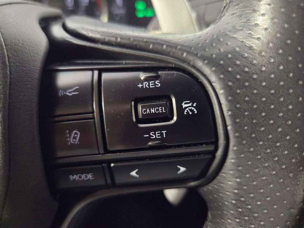 Used 2018 Lexus LC 500 Coupe RWD image 16