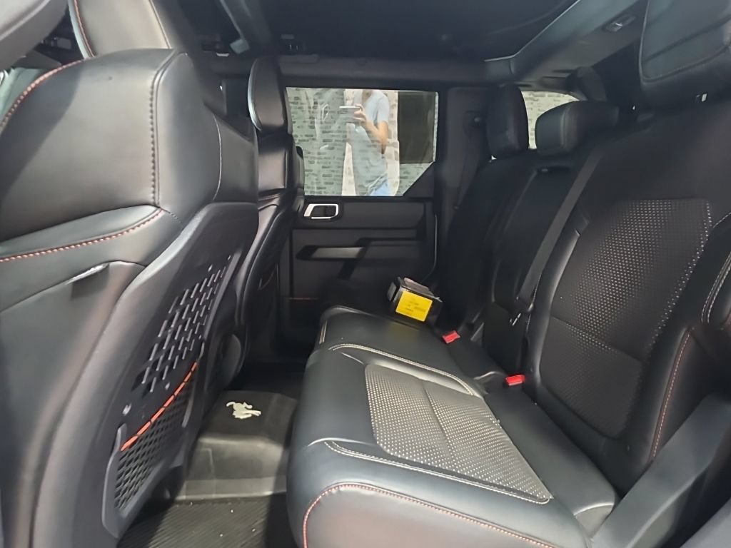 Used 2023 Ford Bronco Raptor AWD/4WD image 14