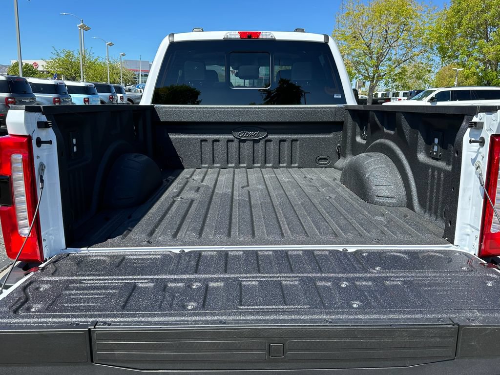 New 2026 Ford F250 XLT w/ XLT Premium Package AWD/4WD image 22