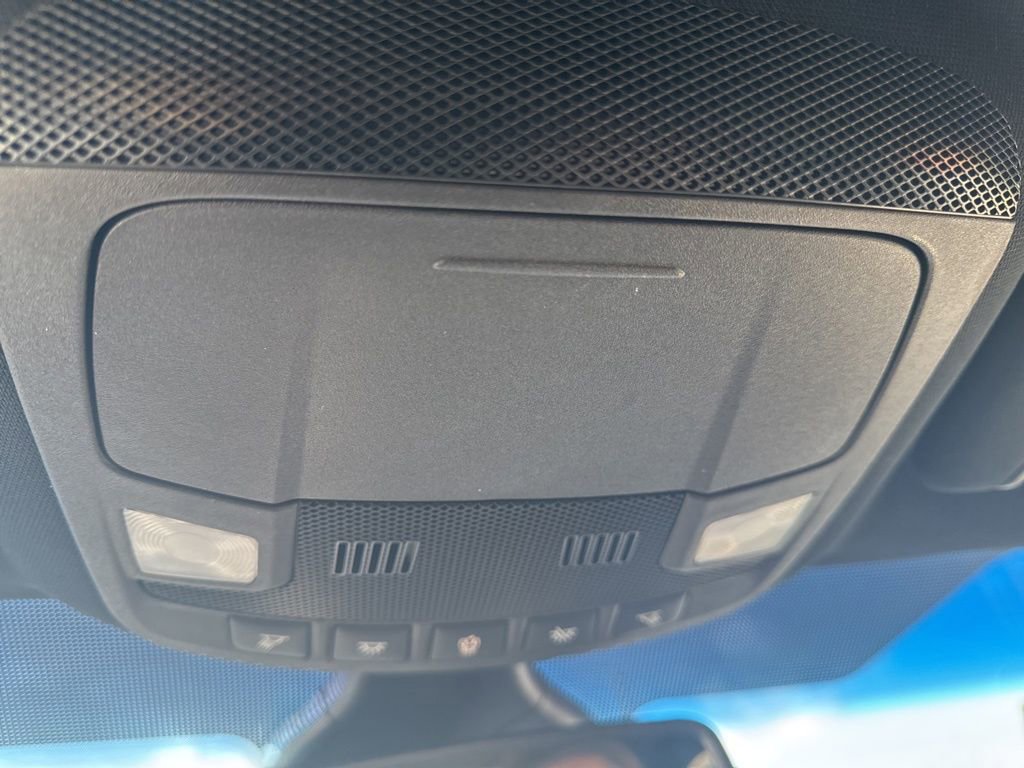 Used 2022 Ford Edge ST image 26