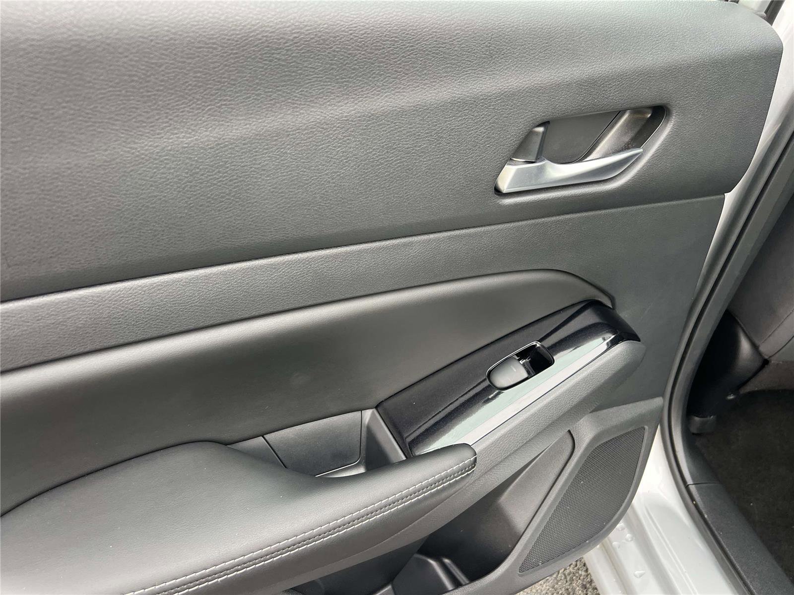 Certified 2021 Nissan Altima 2.5 SV w/ SV Premium Package image 17