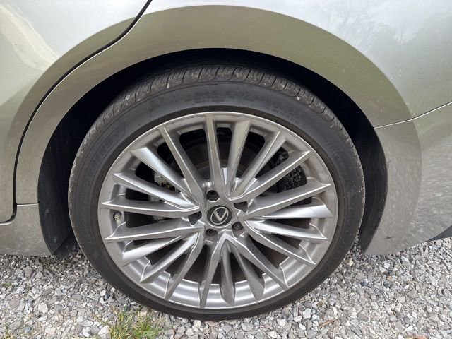 Used 2022 Lexus IS 300 w/ Premium Package image 8