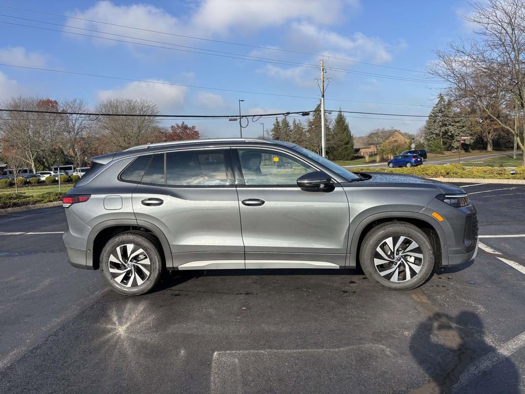 New 2026 Volkswagen Tiguan S image 8