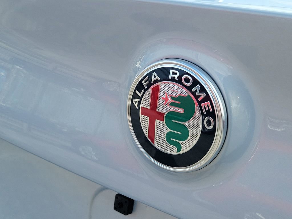 Used 2024 Alfa Romeo Giulia Ti w/ Active Assist Plus Package RWD image 6