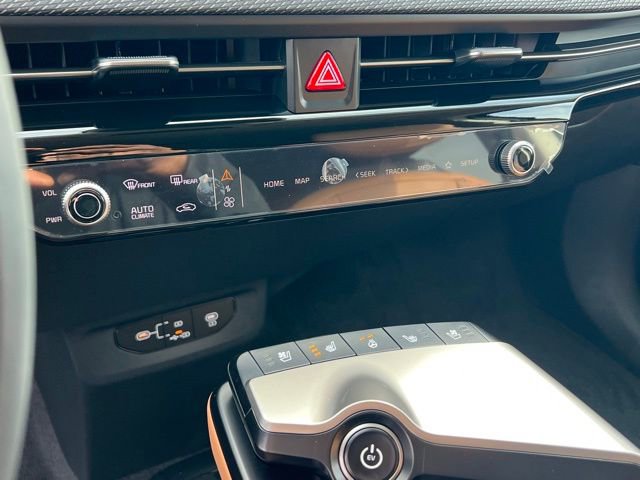 New 2025 Kia EV6 Wind AWD/4WD image 21