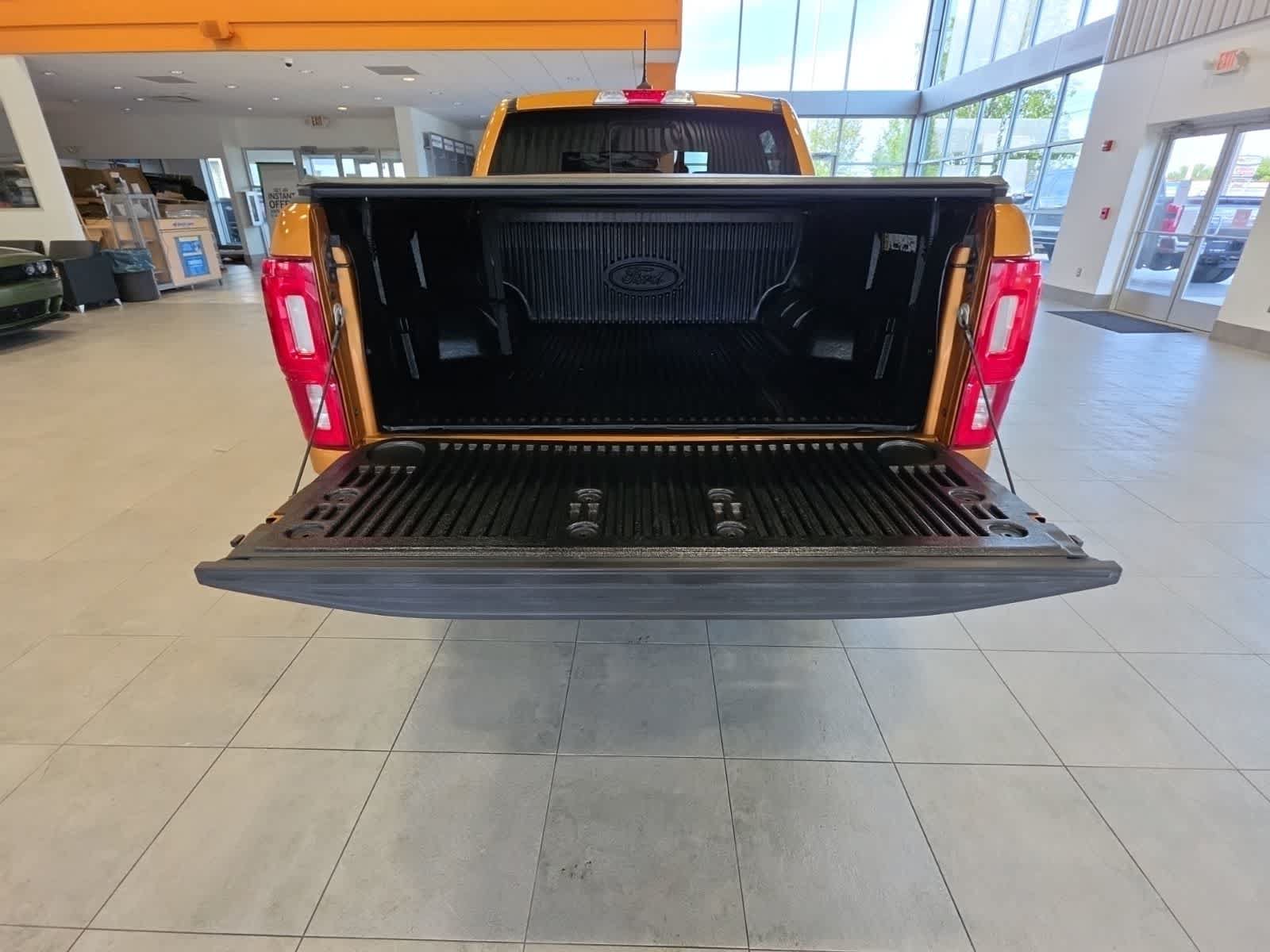 Used 2019 Ford Ranger XLT w/ Equipment Group 302A Luxury AWD/4WD image 9