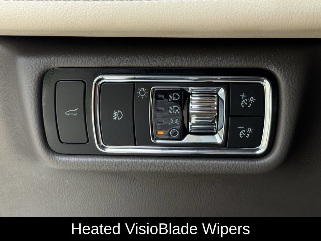 Used 2024 Lincoln Aviator Reserve w/ Equipment Group 201A AWD/4WD image 27