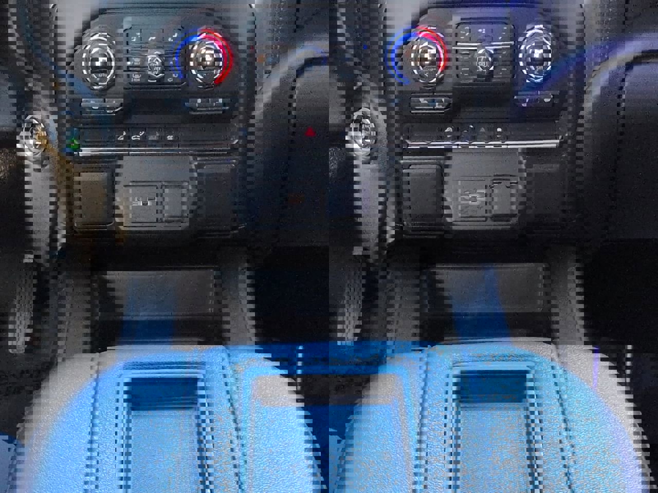 Used 2021 Chevrolet Silverado 1500 LT Trail Boss image 19