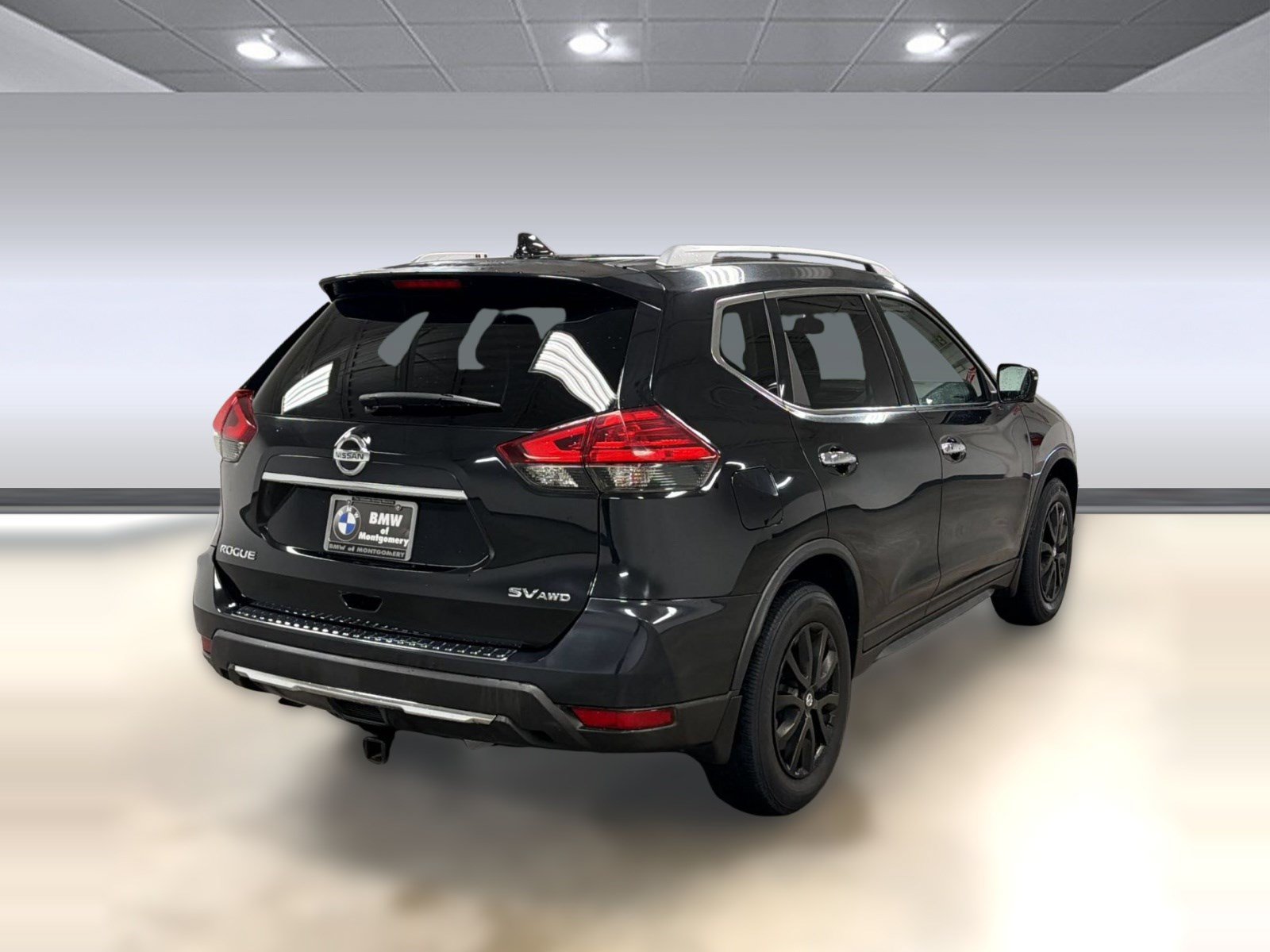 Used 2017 Nissan Rogue SV w/ SV Premium Package AWD/4WD image 9