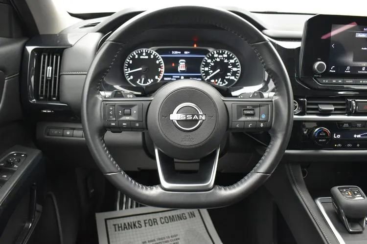 Used 2024 Nissan Pathfinder SV FWD image 20