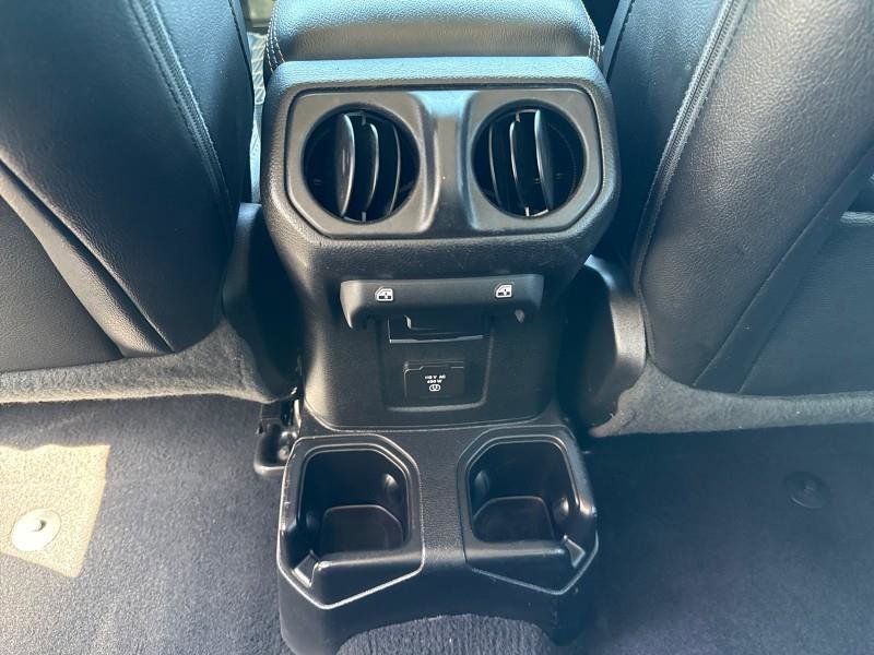 Used 2021 Jeep Gladiator Overland image 38