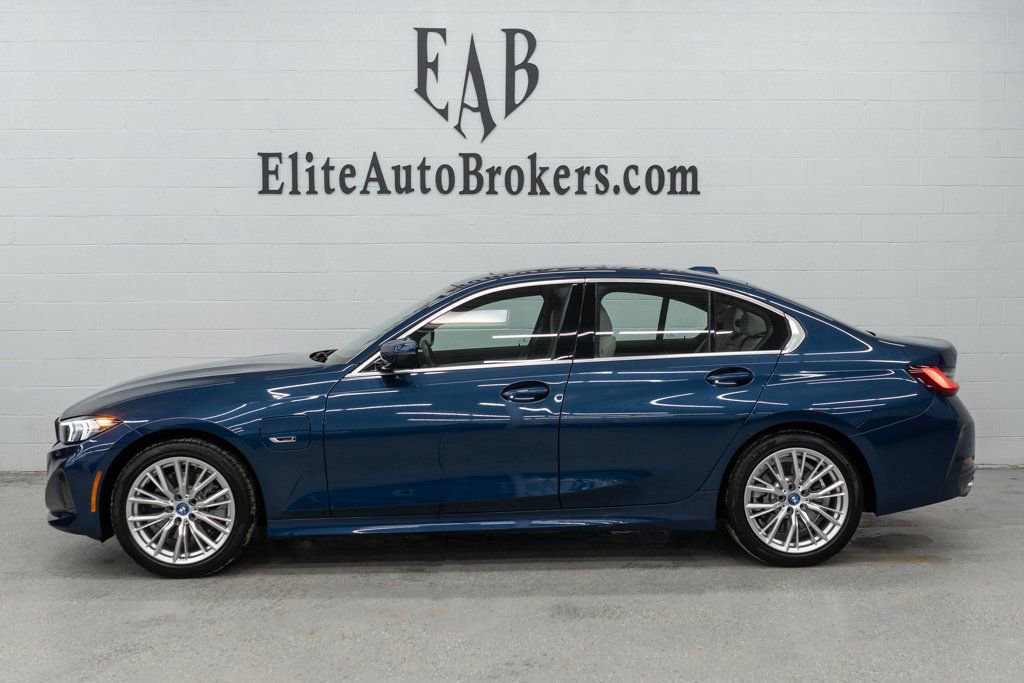 Used 2023 BMW 330e xDrive w/ Premium Package image 2