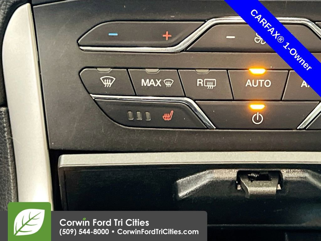 Used 2020 Ford Edge ST-Line w/ Cold Weather Package image 25
