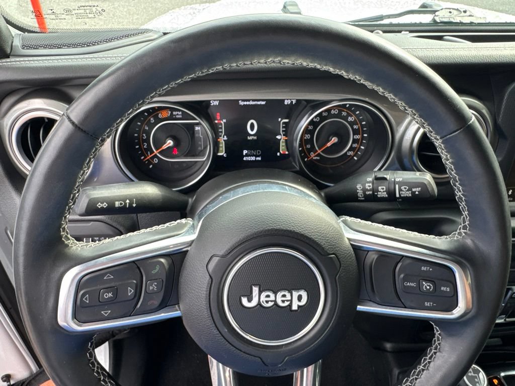 Used 2022 Jeep Wrangler Unlimited Sahara w/ Cold Weather Group AWD/4WD image 32