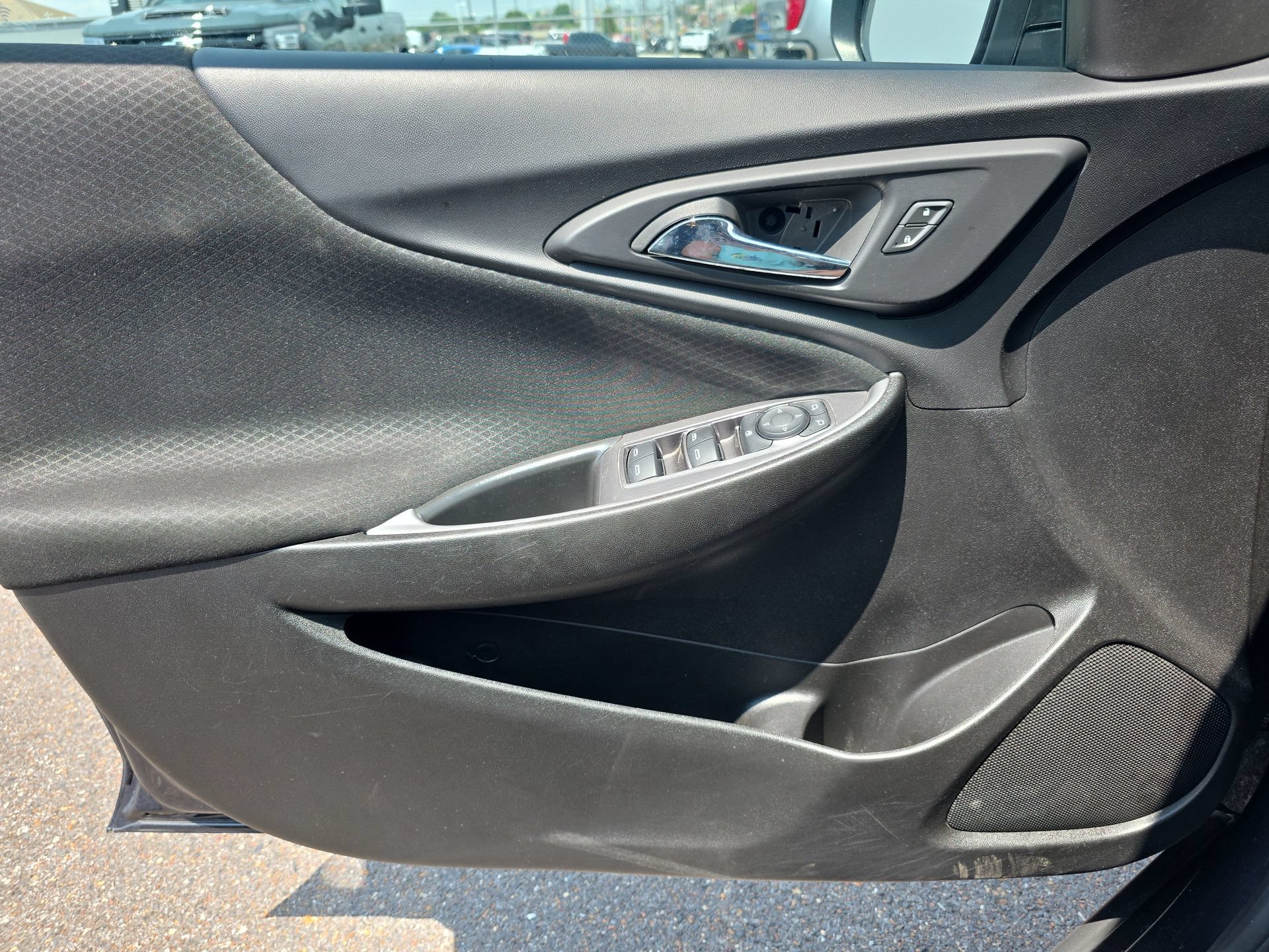 Used 2023 Chevrolet Malibu LT FWD image 17