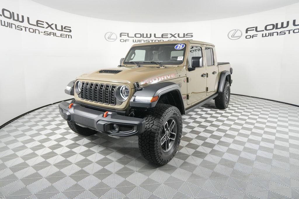 Used 2025 Jeep Gladiator Mojave image 1