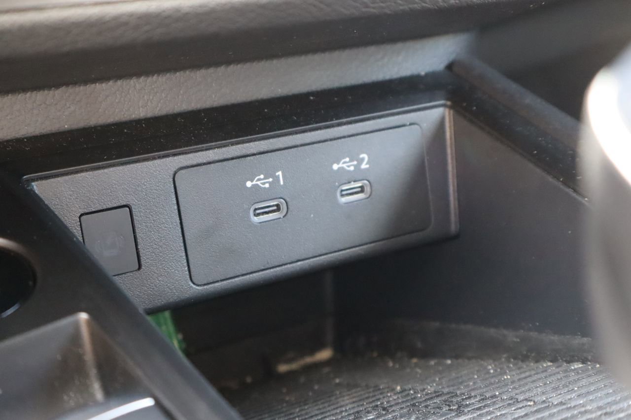 Used 2026 Nissan Kicks SV FWD image 23