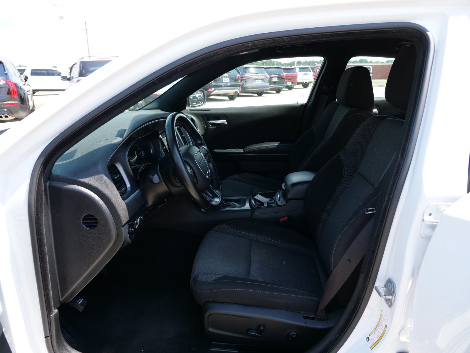 Used 2020 Dodge Charger SXT w/ Blacktop Package RWD image 14