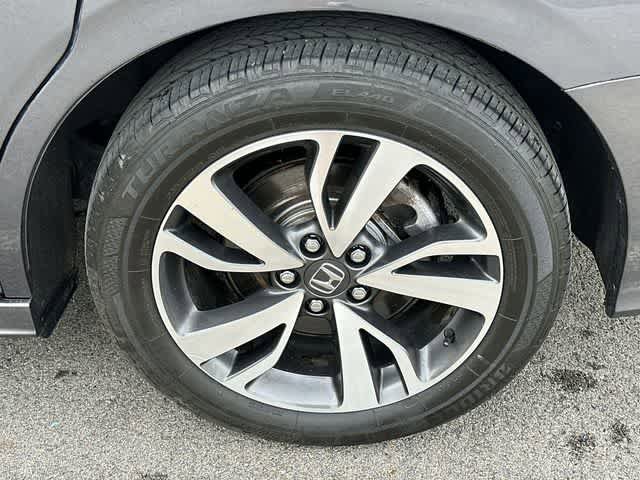 Used 2023 Honda Odyssey Touring image 5