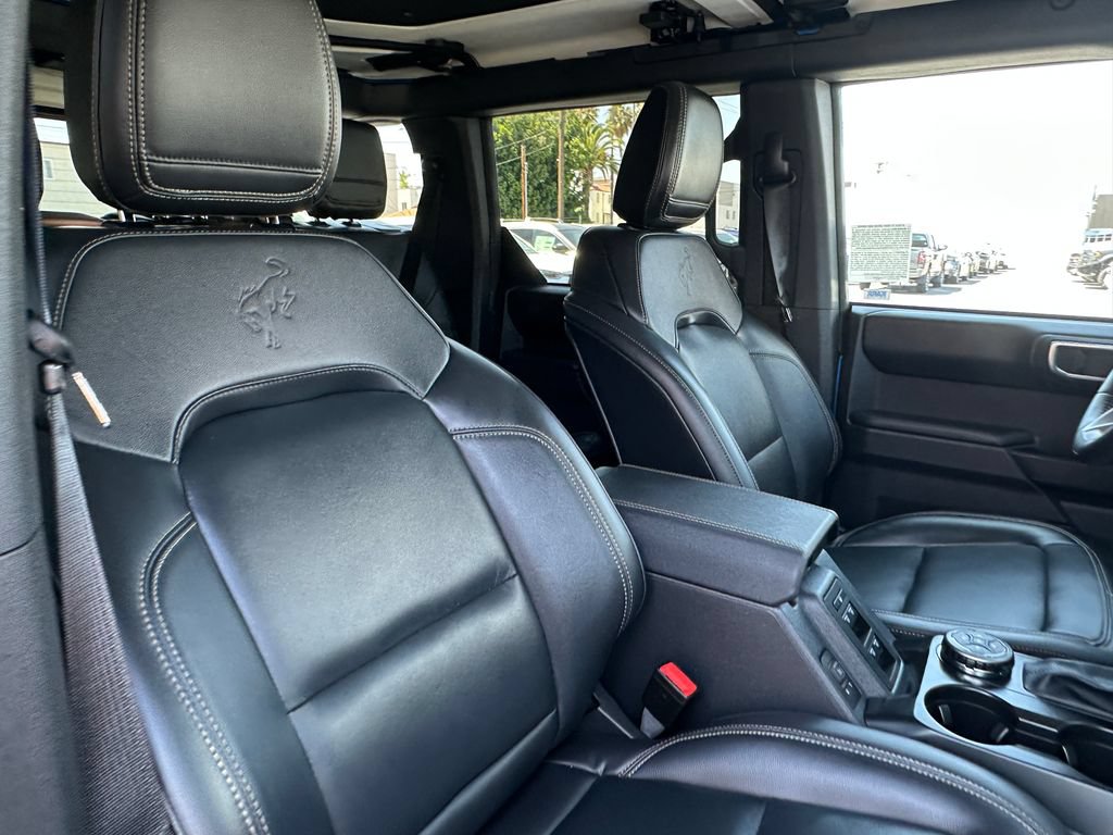 Used 2025 Ford Bronco Badlands AWD/4WD image 17