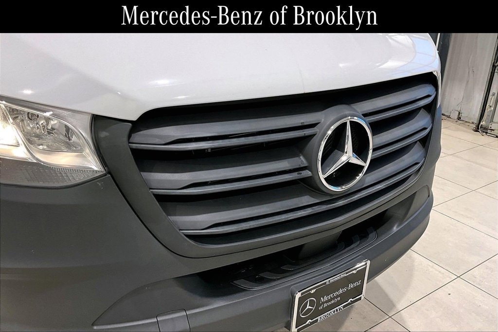 Used 2025 Mercedes-Benz Sprinter 2500 image 28