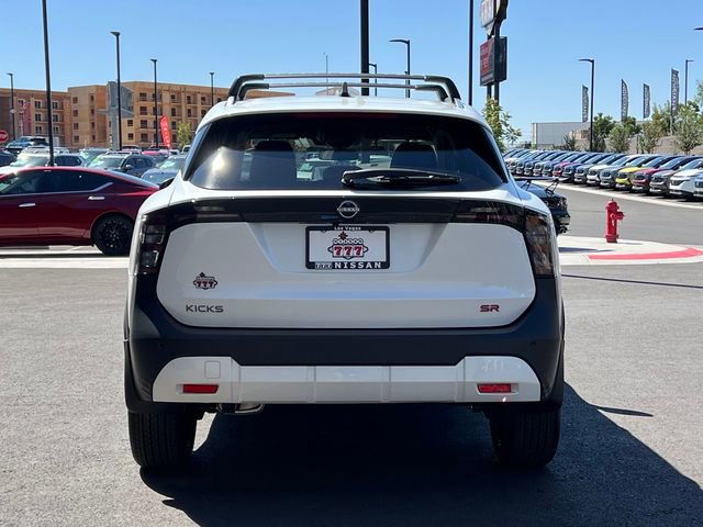 New 2026 Nissan Kicks SR image 5