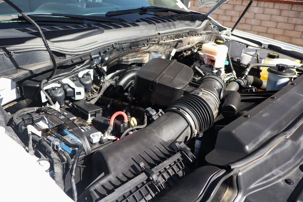 Used 2020 Ford F550 2WD Regular Cab Super Duty image 16