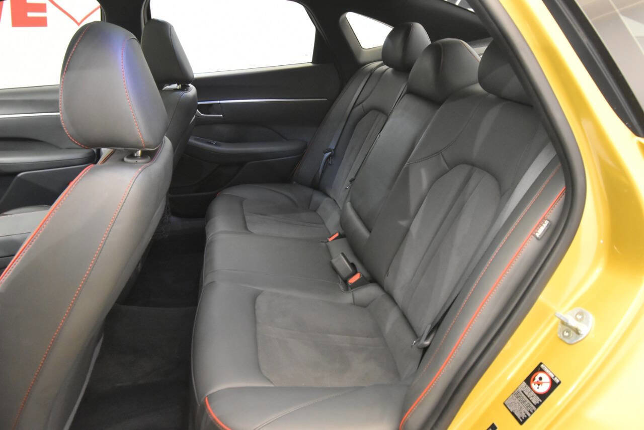 Used 2020 Hyundai Sonata SEL Plus w/ Tech Package image 14