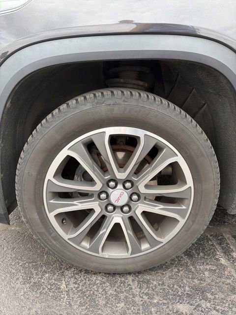 Used 2017 GMC Acadia SLT image 15