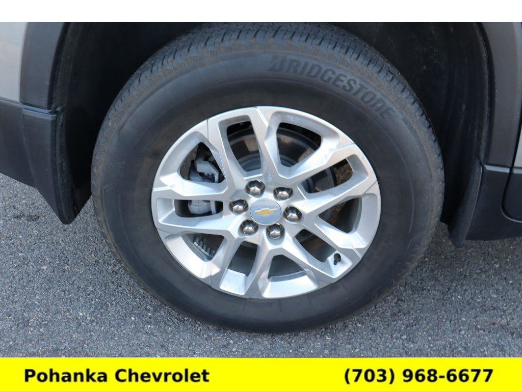 Used 2023 Chevrolet Traverse LS w/ Safety Package image 31