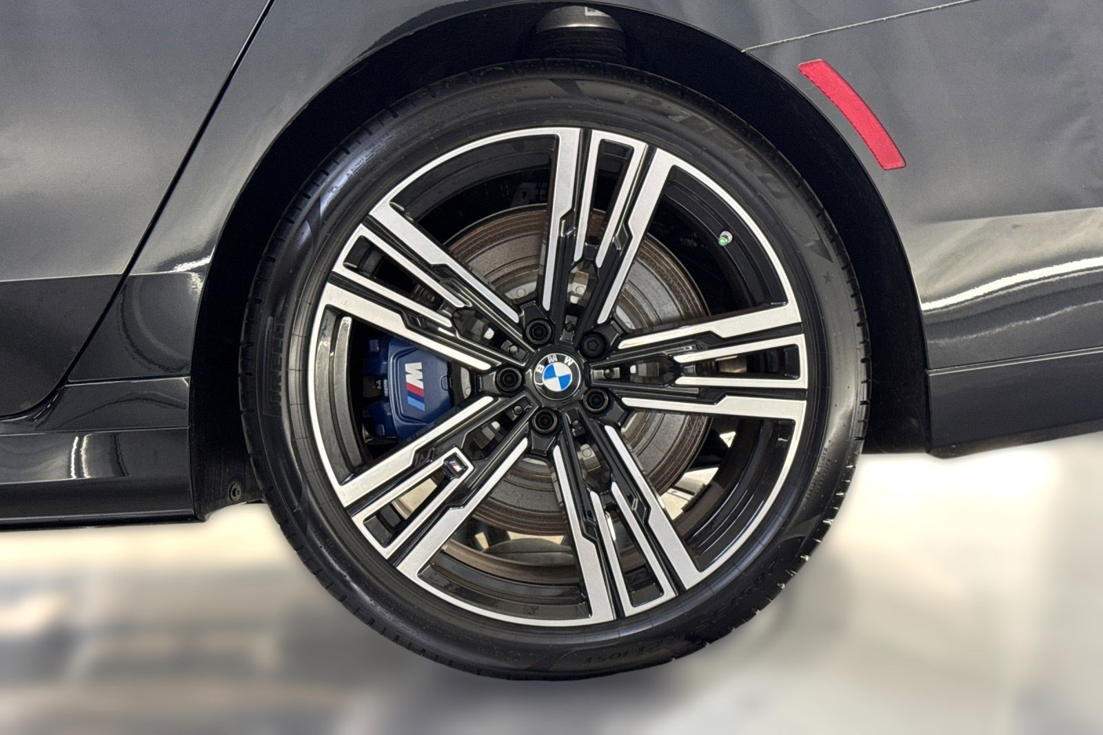 New 2025 BMW 760i xDrive AWD/4WD image 12