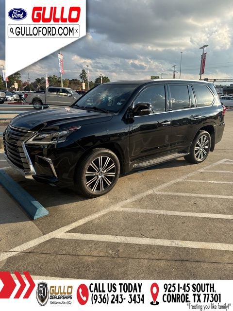 Used 2021 Lexus LX 570 4WD w/ 3rd Row & Luxury Pkg image 3