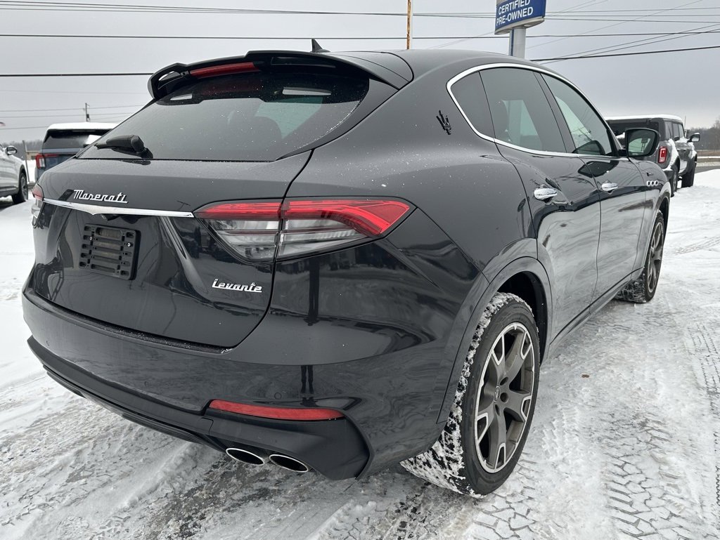 Used 2023 Maserati Levante Modena image 8
