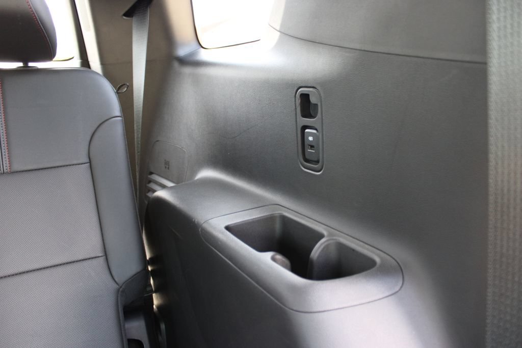 Certified 2023 Chevrolet Traverse RS w/ LPO, Floor Liner Package AWD/4WD image 50