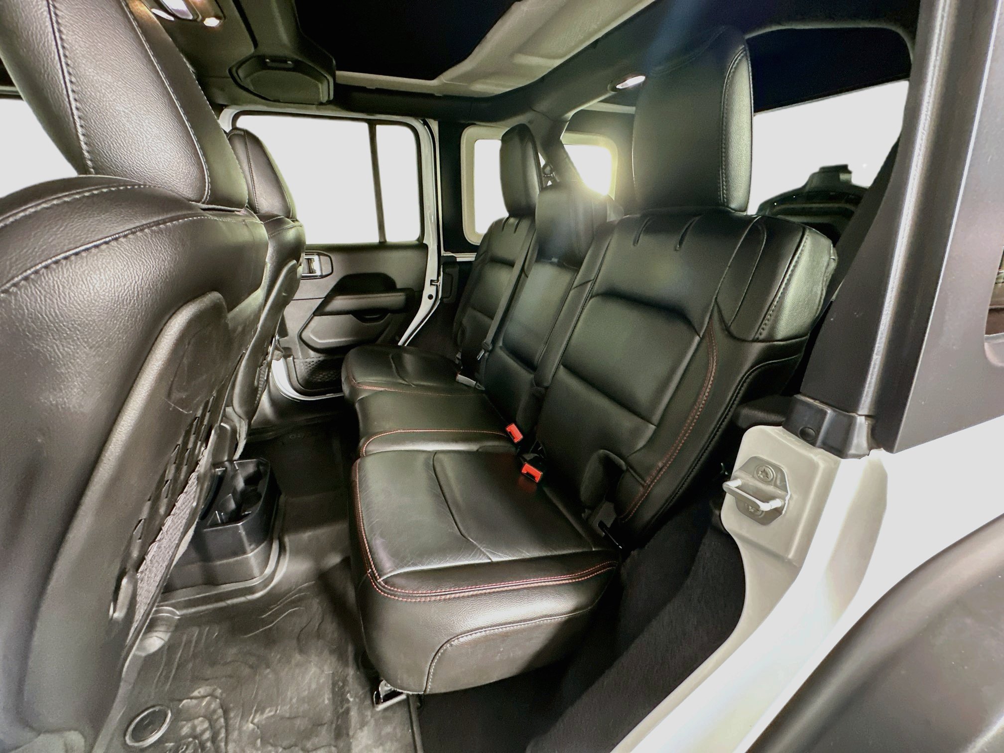 Used 2019 Jeep Wrangler Unlimited Rubicon AWD/4WD image 29