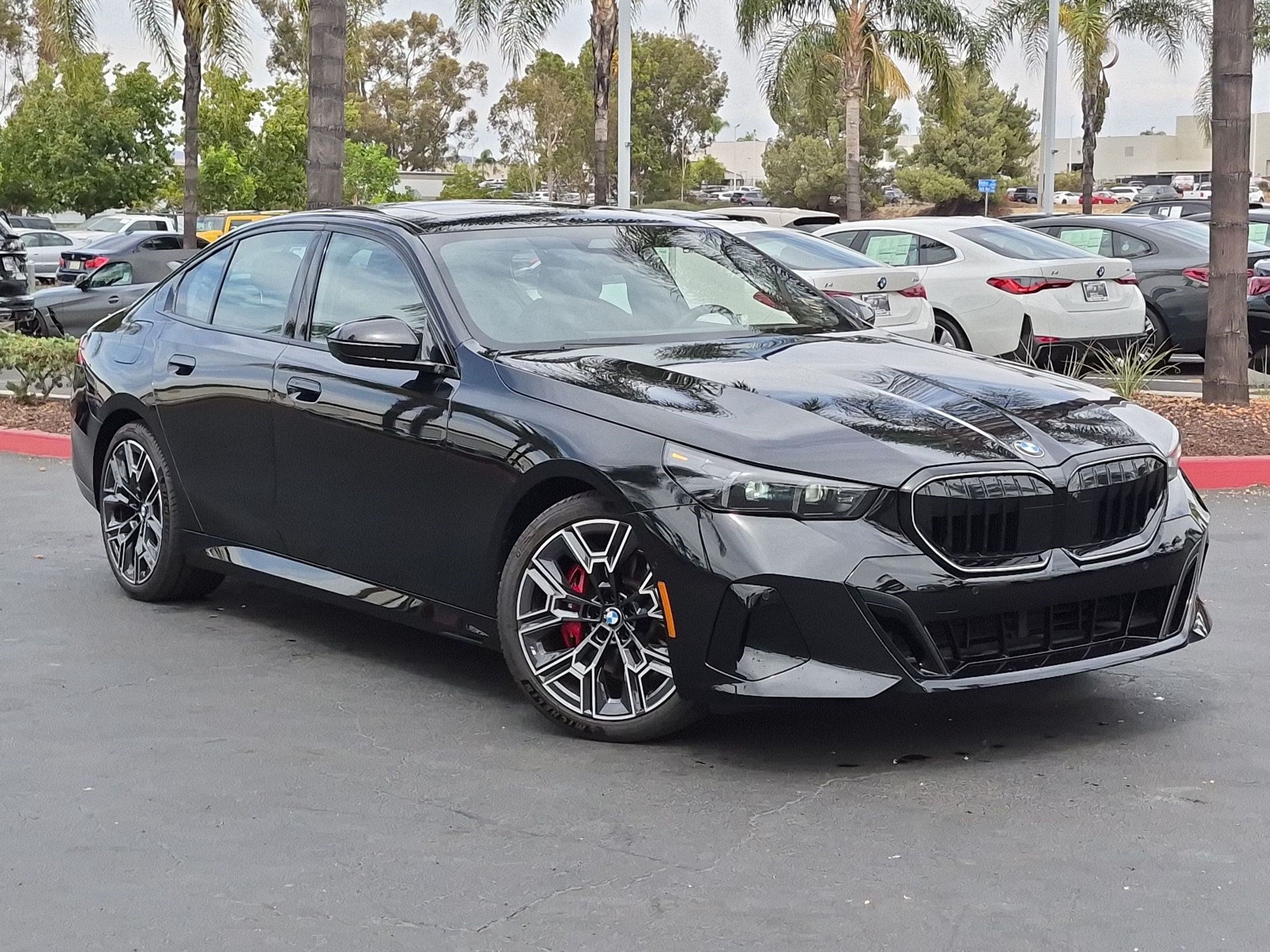 Used 2026 BMW 530i w/ M Sport Package RWD image 2