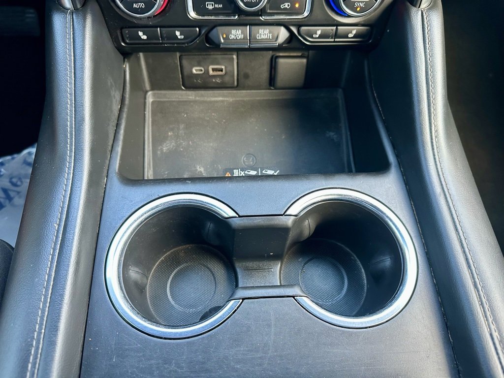 Used 2021 Chevrolet Suburban LT image 24