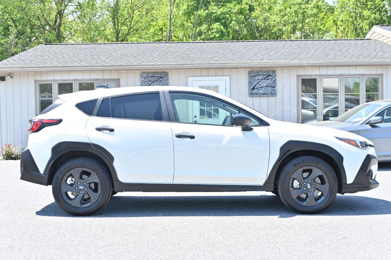 Used 2024 Subaru Crosstrek 2.0i AWD/4WD image 10