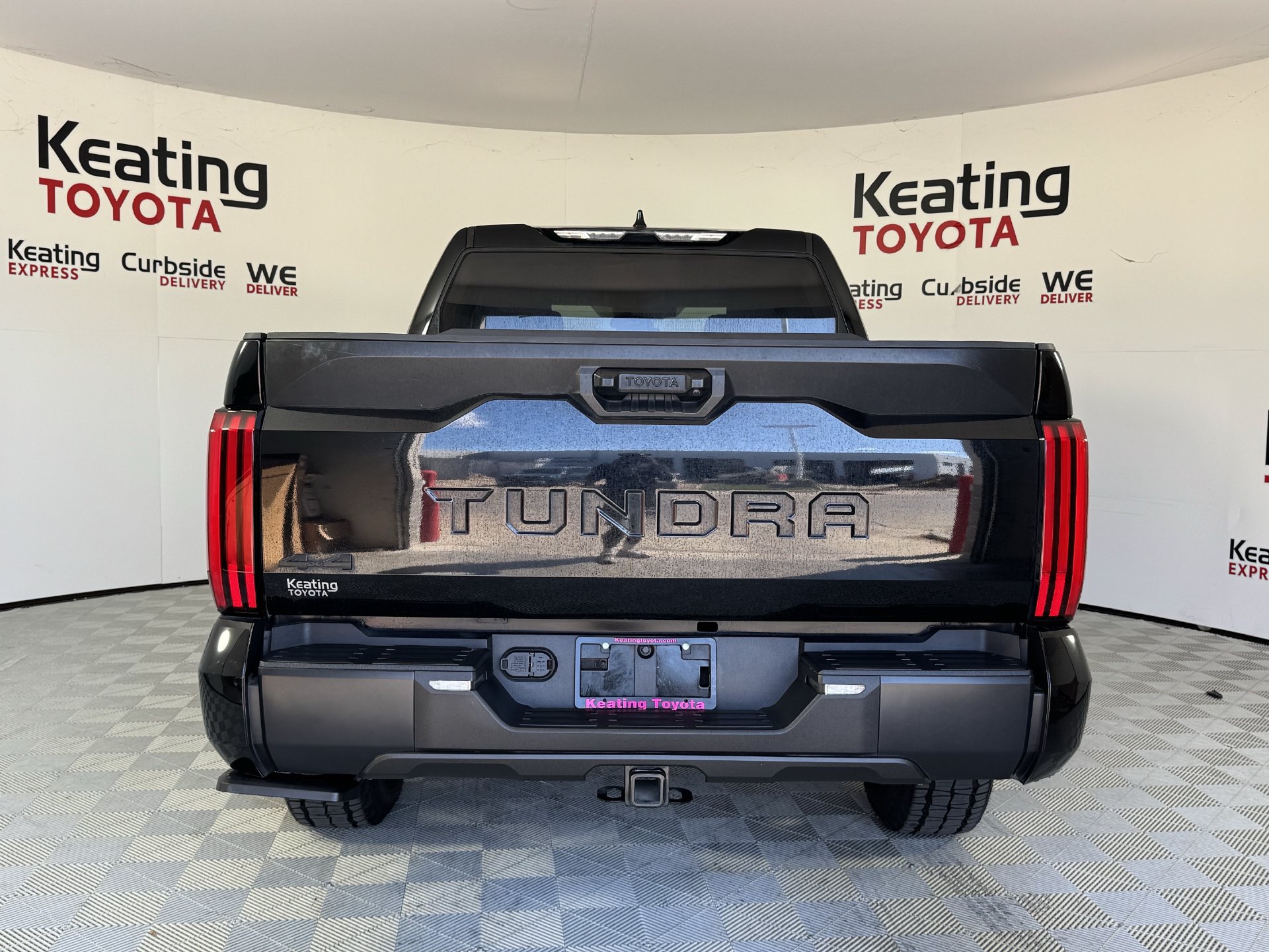 Used 2023 Toyota Tundra SR5 AWD/4WD image 6