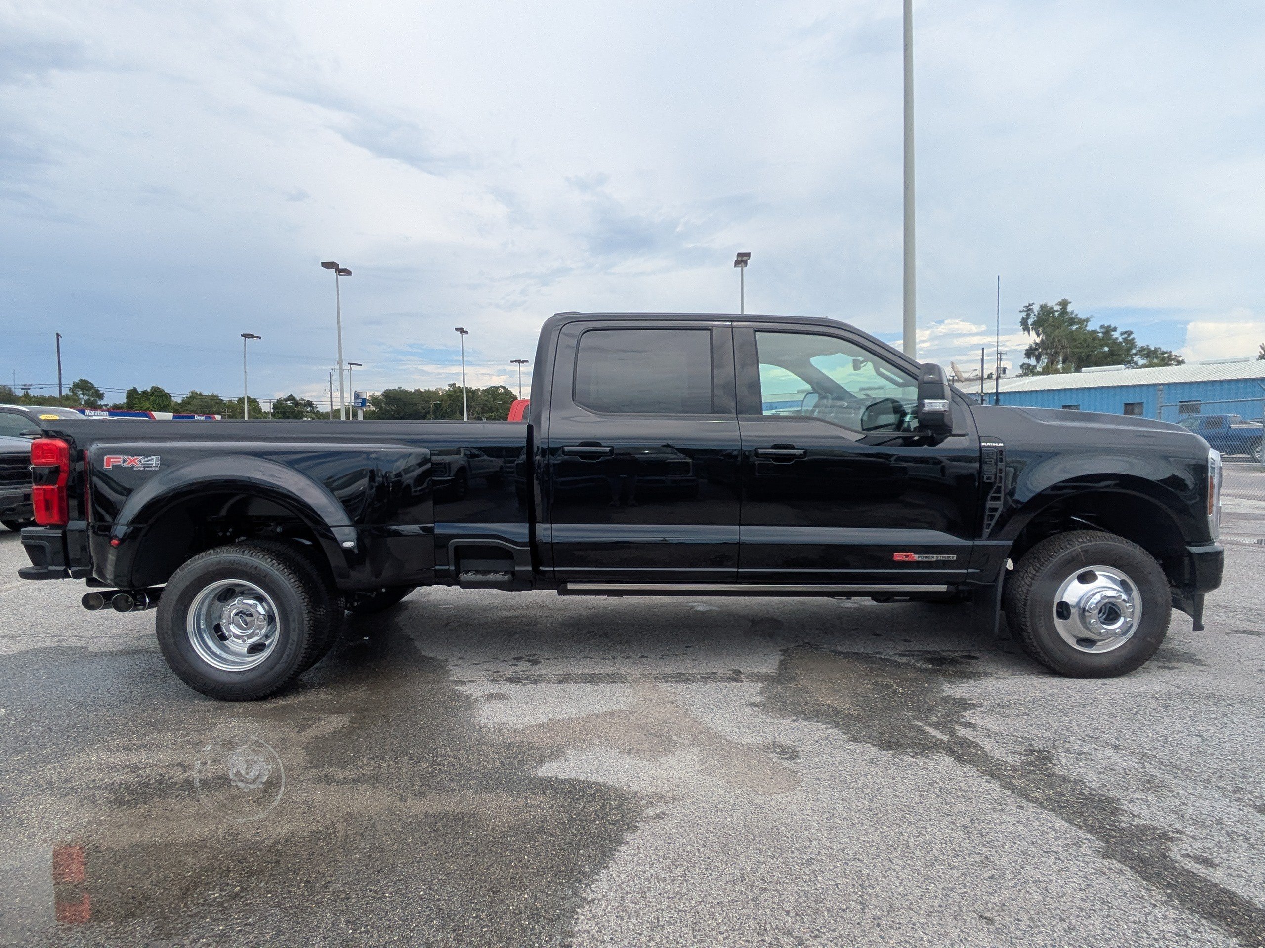 New 2026 Ford F350 Platinum AWD/4WD image 3