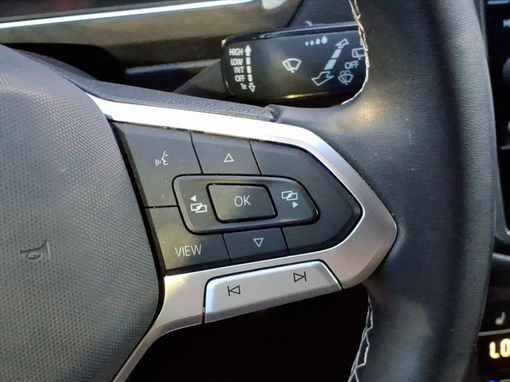Used 2023 Volkswagen Tiguan SE image 14