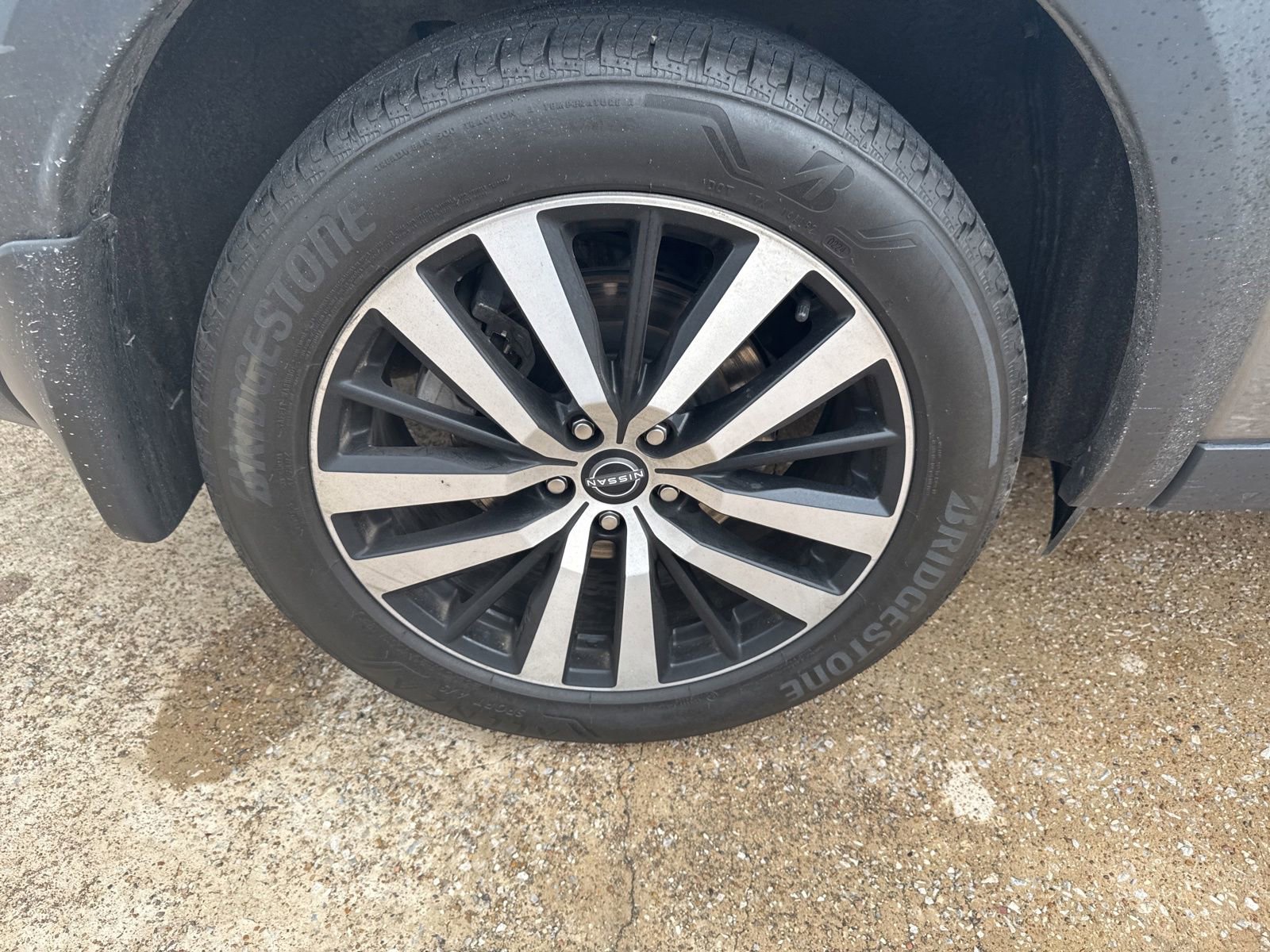 Used 2023 Nissan Pathfinder Platinum AWD/4WD image 7