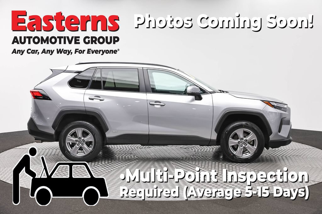 Used 2024 Toyota RAV4 XLE AWD/4WD image 4