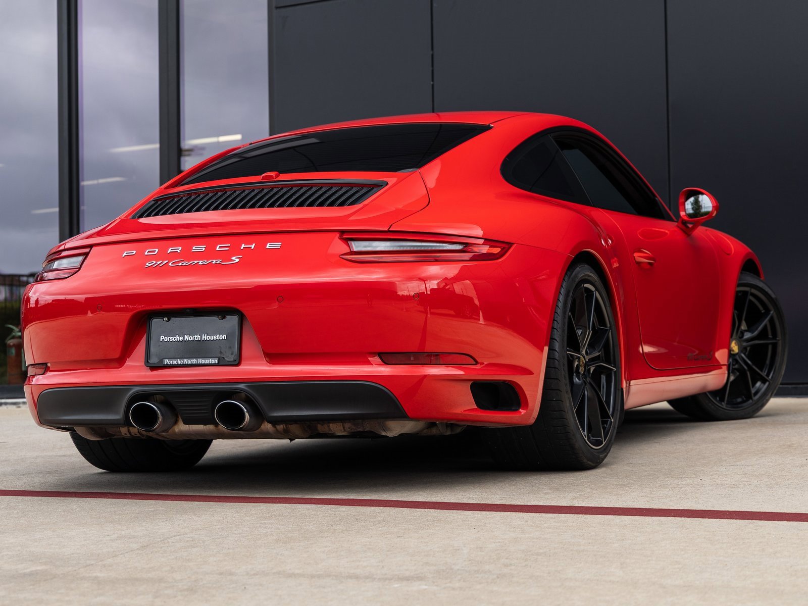 Used 2017 Porsche 911 Carrera S image 8