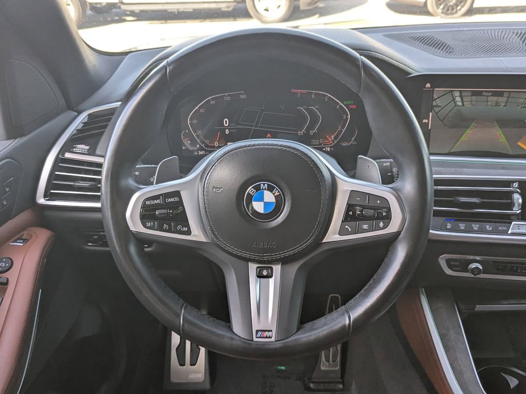 Used 2022 BMW X5 xDrive40i w/ M Sport Package image 3