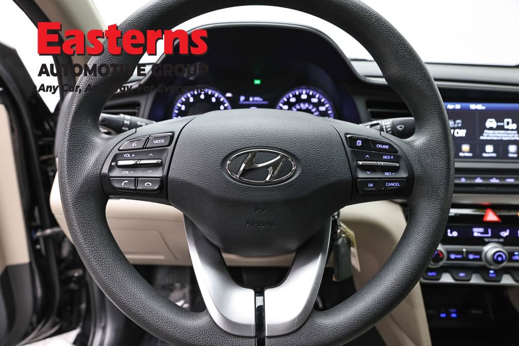 Used 2020 Hyundai Elantra SEL w/ Cargo Package (C1) FWD image 10